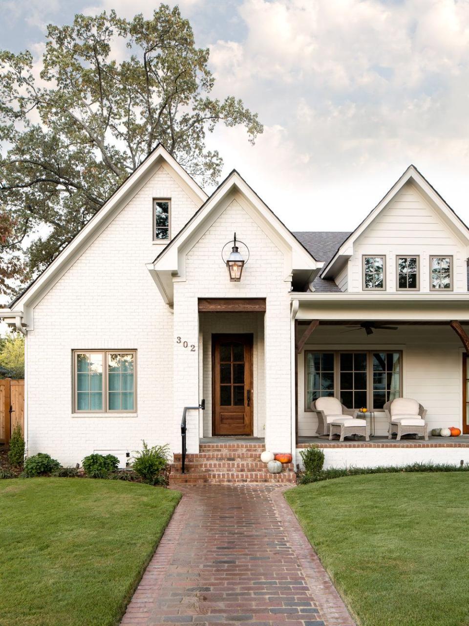 The Ultimate Guide to White Painted Brick House: Everything You Need to Know